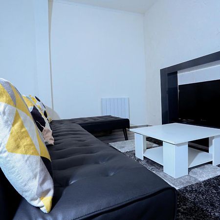 Elegant Appartement Bord De Seine Montereau-faut-Yonne Eksteriør bilde