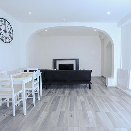 Elegant Appartement Bord De Seine Montereau-faut-Yonne Eksteriør bilde